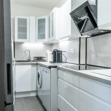 2-room With Terrace Sea View * Κάννες