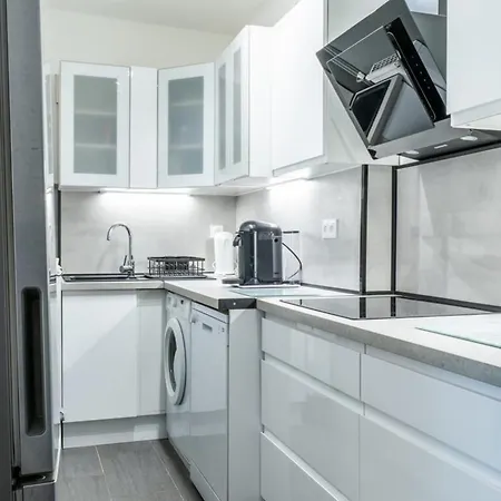 2-room With Terrace Sea View *